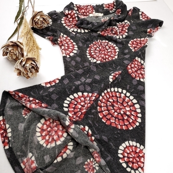 Anthro Aryeh Charcoal Red Poppy Boho Sweater Dress Sz S - Picture 4 of 12